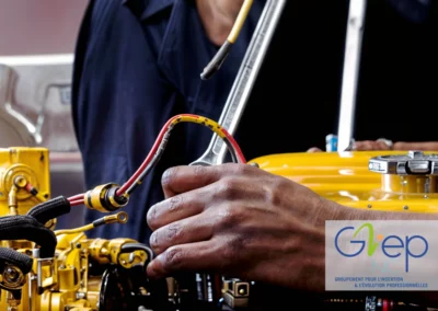 Technicien de maintenance d’engins et de matériels de chantier et de manutention
